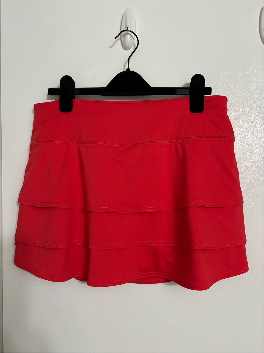 Athleta Swagger Tiered Ruffled Skort/Skirt. Neon Red/Orange Size M… Never Worn.